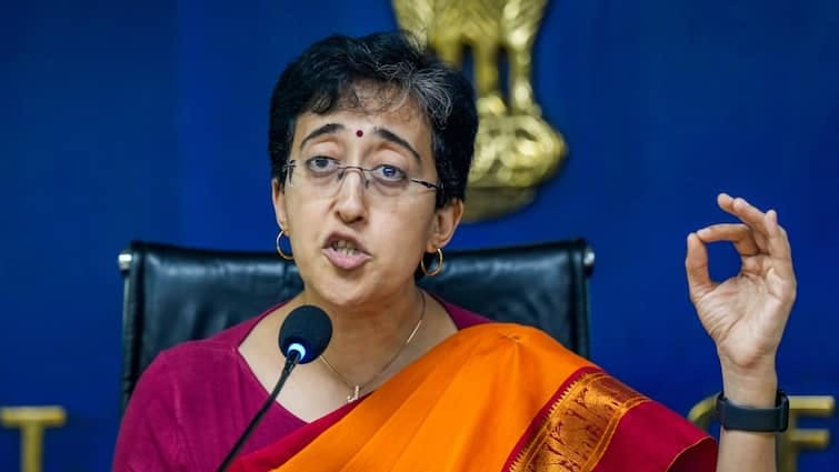 Delhi Pollution: Atishi Blasts BJP’s ‘Dirty Politics’ in Urgent Appeal