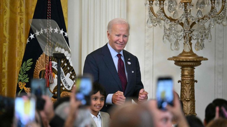 Biden Celebrates Diwali at the White House, Highlights Kamala Harris’ Role Biden Celebrates Diwali at the White House, Highlights Kamala Harris’ Role