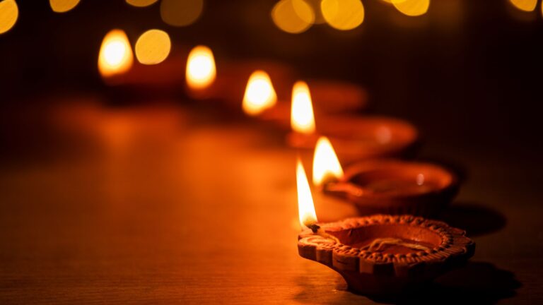 Diwali Bank Holidays 2024: Dates and Details Across India
