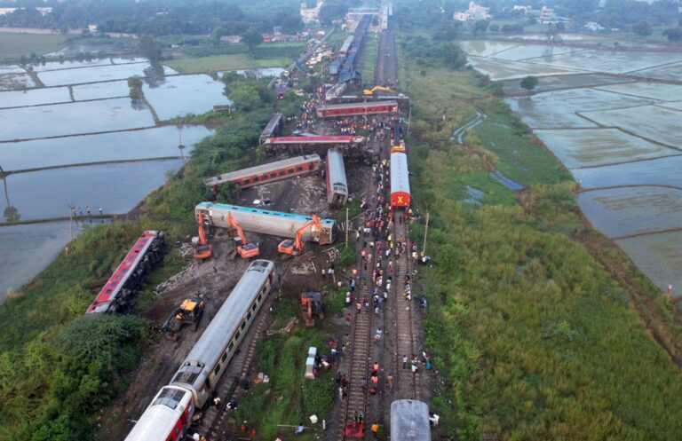 Derailment of Darbhanga-Bound Express Near Chennai…