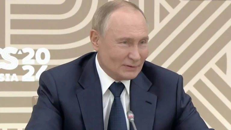 Putin Hails Bollywood’s Popularity in Russia, Plans Collaboration Talks with…