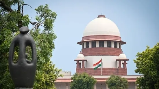 Supreme Court Slams GRAP-4 Implementation, Orders Action Against Delhi Officials for Pollution Crisis