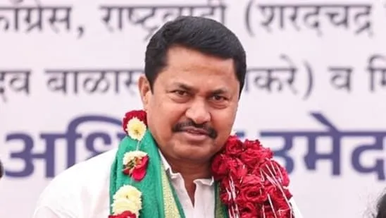 Nana Patole Leads Early Trends in Sakoli Amid Tough Fight with BJP’s Avinash Brahmankar