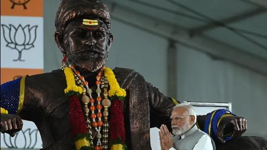 PM Modi Highlights Mahayuti’s Vision for Progress and Development in Raigad