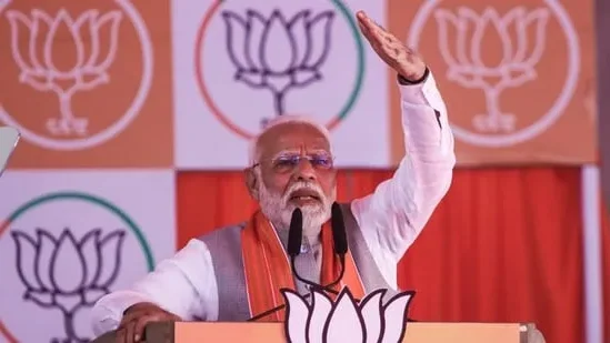 PM Modi Targets Congress and MVA Alliance for Corruption and Hindering Development in Maharashtra