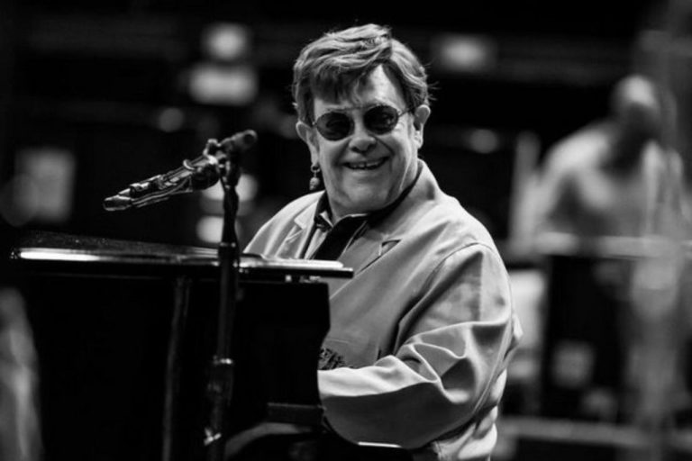 Elton John Reveals Struggles with Vision Loss Following Severe Eye Infection