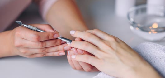 Top Nail Polish Color Ideas for Effortless Casual Days