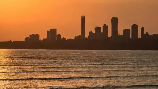 Mumbai’s Real Estate Market: Registrations Climb 3% YoY, Stamp Duty Revenue Soars