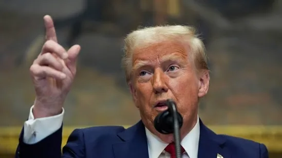 Trump Slaps 25% Tariff on Mexico & Canada