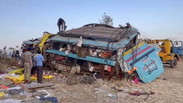 Bus Accident Near Saputara Hill Station in Gujarat