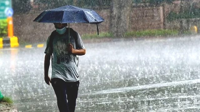 IMD Issues Urgent Orange Alert: 5 Key Impacts of Heavy Rainfall and Thunderstorms in West Bengal and Odisha