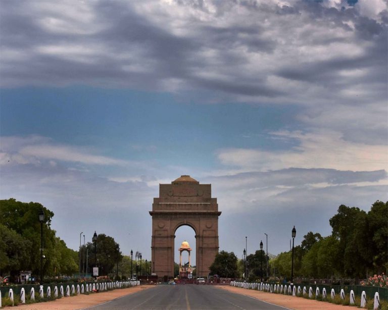 Delhi Sees First ‘Satisfactory’ Air Quality Day of 2025