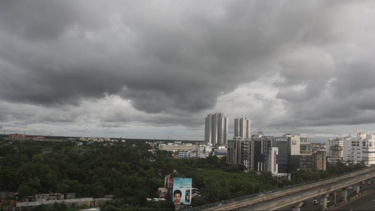 7 Alarming Weather Shifts in West Bengal: IMD Warns of Scorching Heat, Storms, and Rising Discomfort