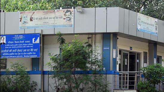 BJP Seeks Removal of AAP Hoardings: Explosive Demand to Clear Kejriwal’s Images