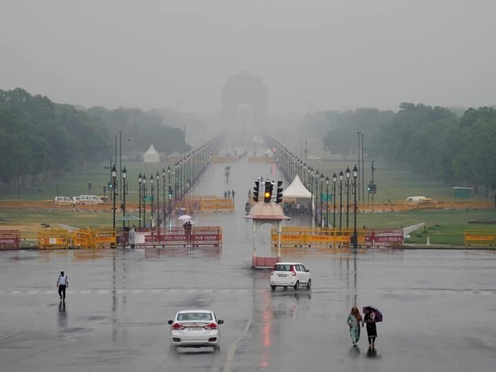 5 powerful impacts of rainfall, thunderstorms, and gusty winds on delhi-ncr after dust storms