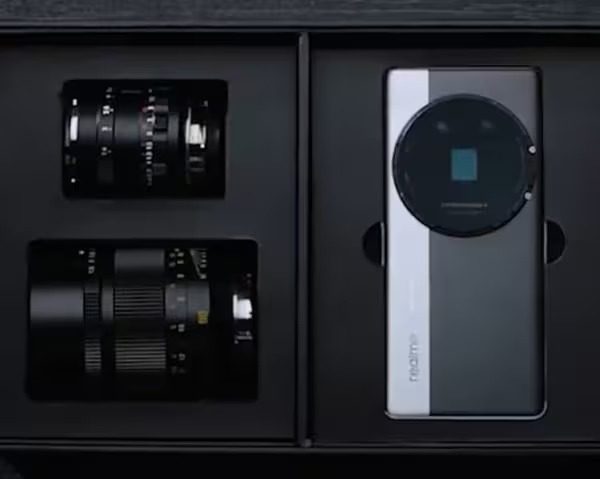 Revolutionary Realme Interchangeable Lens Concept Stuns at MWC 2025