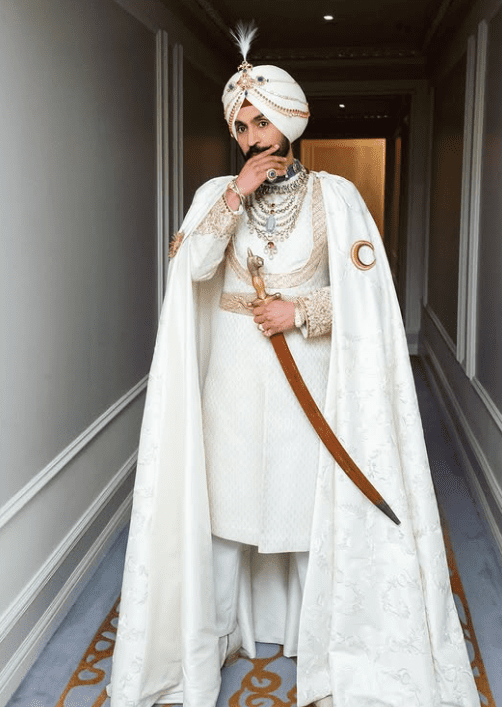 Diljit dosanjh rules met gala 2025 in impressive maharaja look