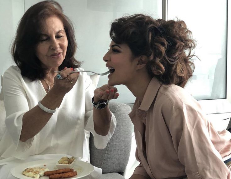 7 Powerful Lessons from Jacqueline Fernandez on Coping with the Heartbreaking Loss of Her Mother Kim