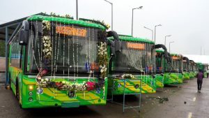 PM flags off E-buses in Delhi