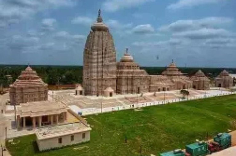 Abhishek Slams Self Declared Protectors of Hinduism: Accuses Critics of Mocking Jagannath Temple Traditions