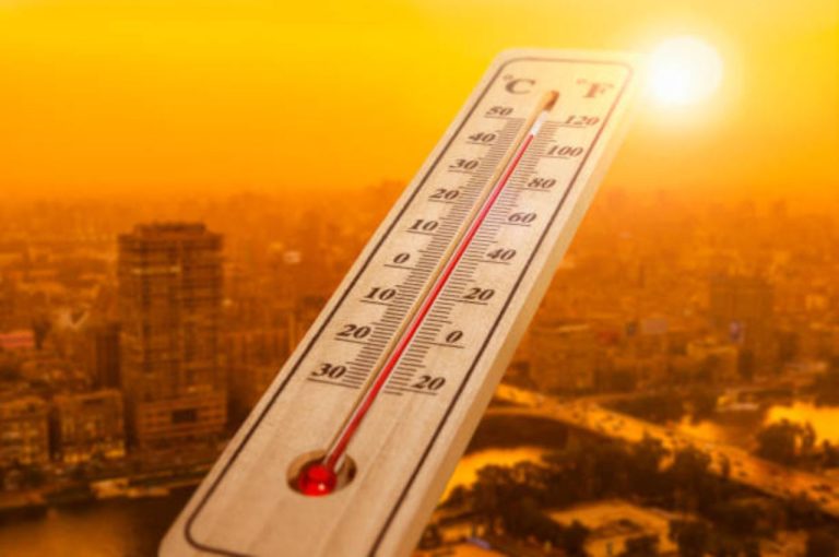 Kolkata Weather Update 2025: High Humidity and Rainy Days Ahead as Monsoon Nears