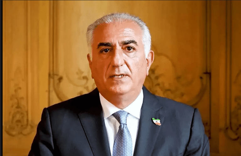 10 Defiant Calls: Iran’s Crown Prince Reza Pahlavi Urges Powerful Uprising Against Ayatollah Khamenei’s Collapsing Regime