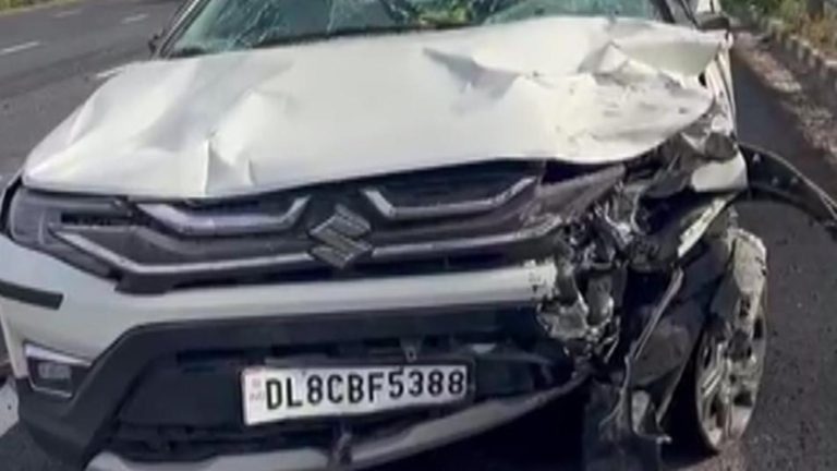 Car Rams Auto at Britannia Chowk, Delhi Leaves 1 Dead, 4 Critical