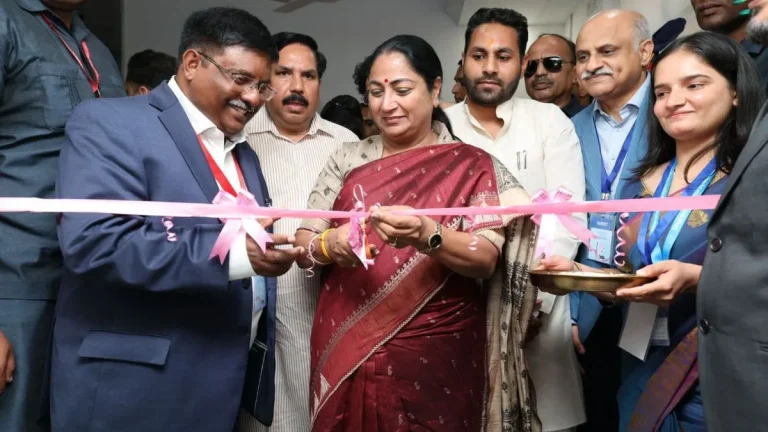Ayushman Bharat: CM Inaugurates Revolutionary Healthcare Services At Delhi Private Hospital Ayushman Bharat: CM Inaugurates Revolutionary Healthcare Services At Delhi Private Hospital
