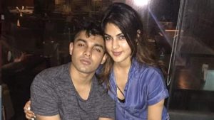 Rhea and Showik