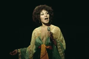 Cleo Laine