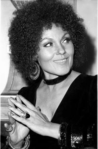 Cleo Laine