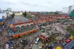Foreign Para in New Market