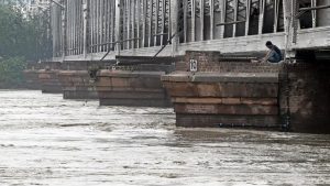Yamuna Crosses Danger Mark Delhi