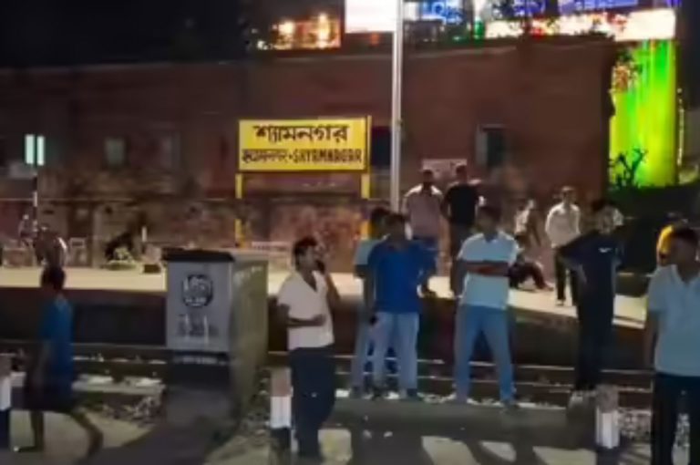 Tragic Incident at Shyamnagar Station: Couple and Good Samaritan Lose Lives in Train Accident