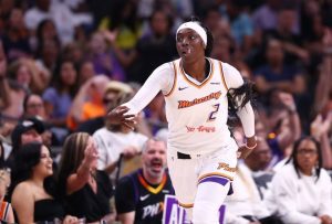 Mercury top Mystics