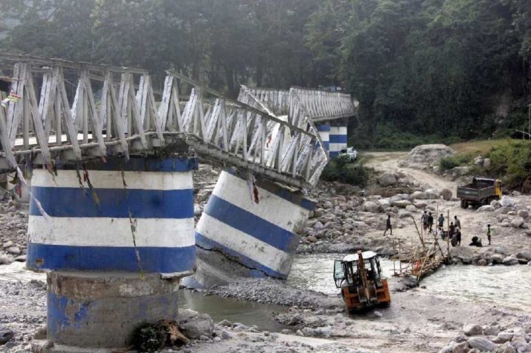 Balason River Bridge Reconnects Mirik and Siliguri: New Temporary Structure to Restore Connectivity After Dudhia Collapse Balason River Bridge Reconnects Mirik and Siliguri: New Temporary Structure to Restore Connectivity After Dudhia Collapse