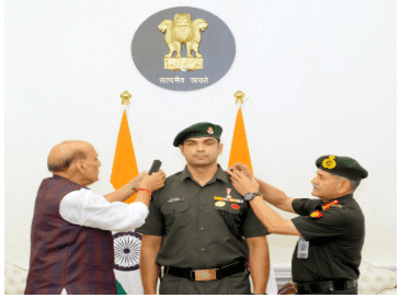 Neeraj Chopra Proudly Conferred Honorary Lieutenant Colonel Rank in Territorial Army: 2025