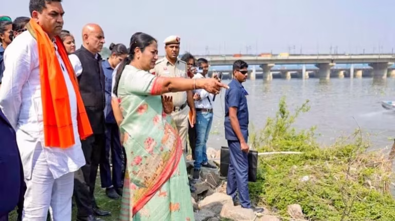 Artificial Yamuna Row: Explosive Political Battle Erupts Over Chhath Puja in Delhi