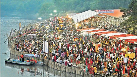 Delhi Chhath Puja: Grand Celebrations Transform 1,000 Yamuna Ghats