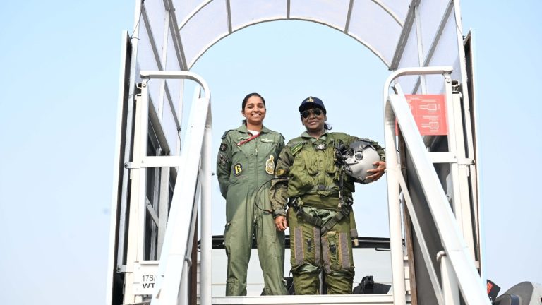 President Murmu Rafale Pilot: Powerful Message to Pakistan With Squadron Leader Singh