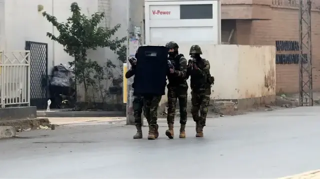 Pakistan paramilitary attack leaves 3 dead and exposes new signs of rising instability