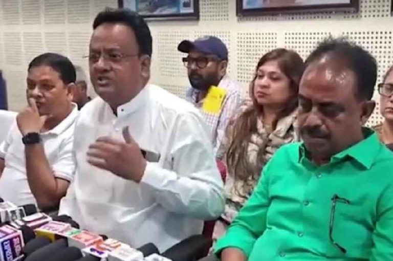 Trinamool Congress Faces Internal Turmoil as Councillors Condemn Party Colleague Over Attacks on Siliguri Mayor and Deputy Mayor — A Deep Report on Governance, Dissent and Party Discipline