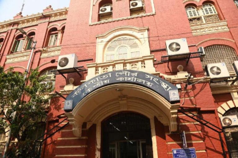 Birth Certificates for Orphans in Kolkata: Legal Challenges, Administrative Barriers, and Policy Reform under the Registration of Births and Deaths Act, 1969