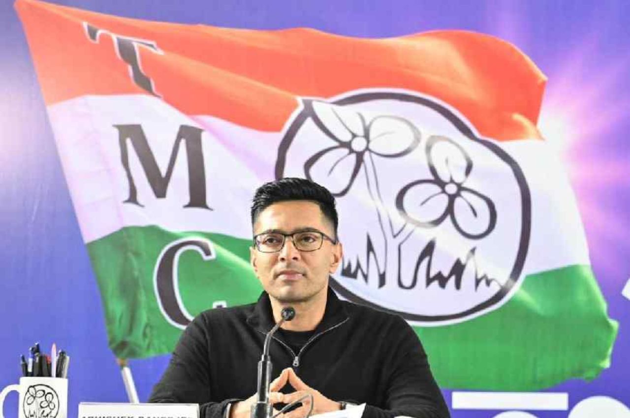 Abhishek Banerjee Warns TMC