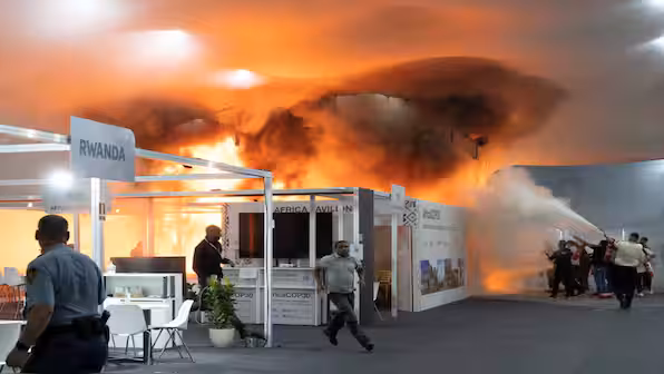 COP30 Fire Brazil: Dramatic Evacuation During Critical Climate Negotiations