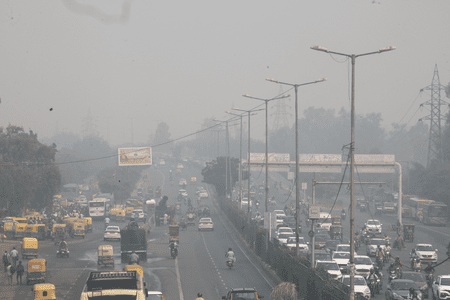Delhi AQI Hazardous Levels: Alarming 727 Reading Chokes Capital