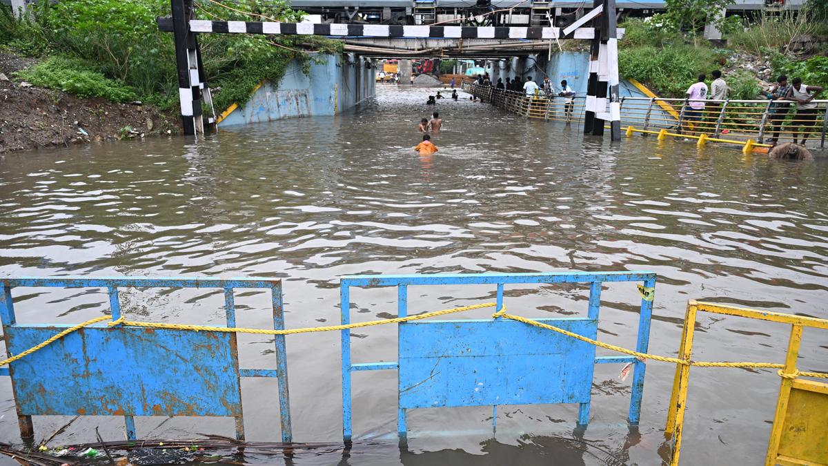 Cyclone Ditwah update chennai brings fresh concerns as rain intensifies across Tamil Nadu in 2025