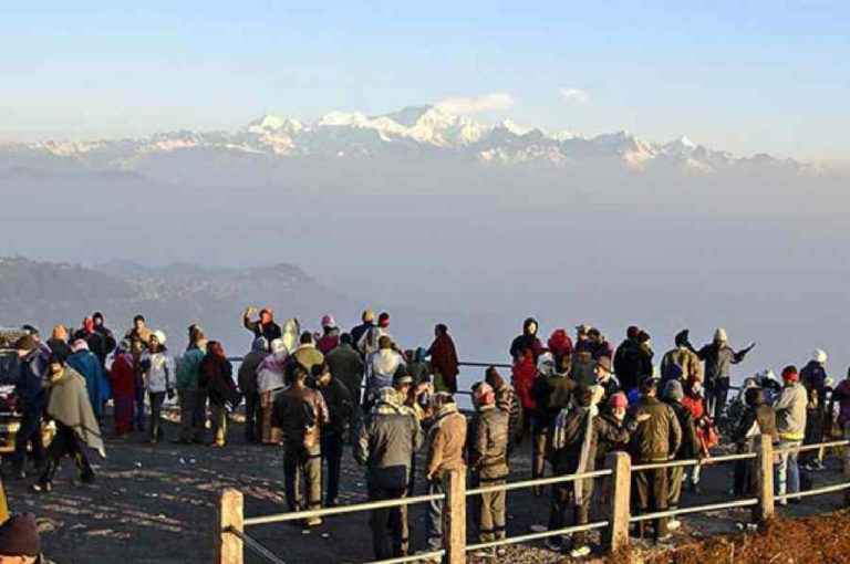 Tiger Hill Tourism Truce – Detailed Analysis of Driver Agreement, Festive Travel, and Governance Lessons for Darjeeling Mobility