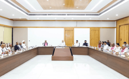 Amit Shah Chairs Parliamentary Consultative Committee Meeting on Cooperative Reforms in Gujarat; Outlines Vision for White Revolution 2.0