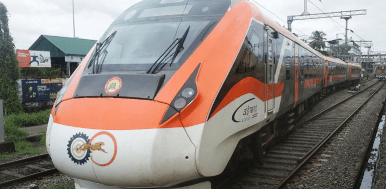 Vande Bharat Adds New Halt for Devotees: Remarkable 1 Change Brings Joy